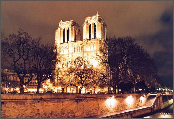 5_04_2004_Notre_Dame