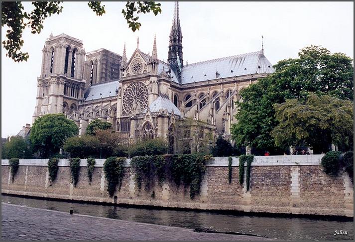 5_09_2002_Notre_Dame