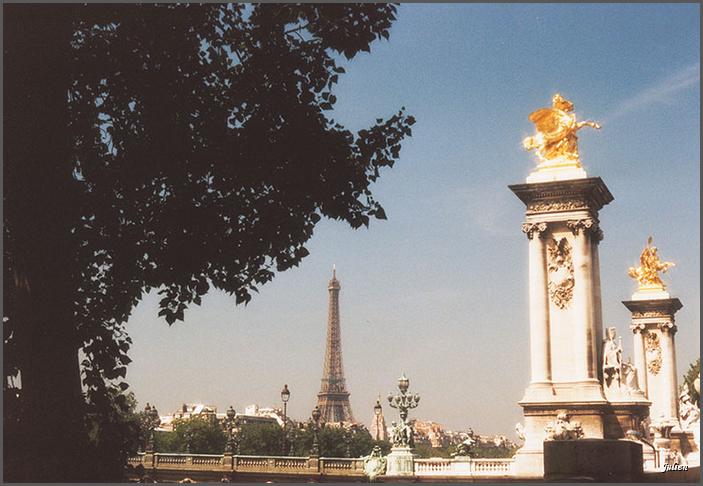 5_17_1995_Tour_Eiffel