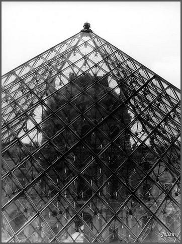 1_07_1995_Le_Louvre
