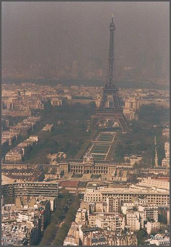 4_05_1997_Tour_Eiffel_vue_d'en_haut